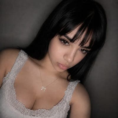 BabyMolly Teen Sweet Curvy & Playful