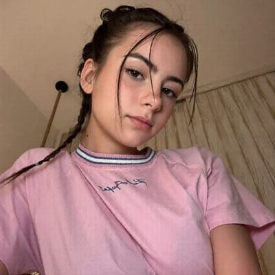 Mia