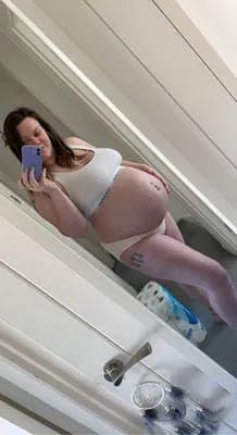 Milk Mommy Holli Pregnant MILF