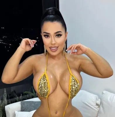 ValentinaBIGGEST ASS ON ONYLFANS