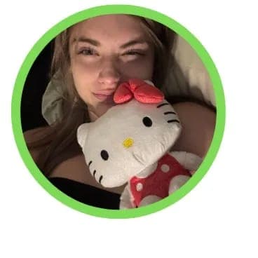 Lynn TEEN w brown eyes ONLINE