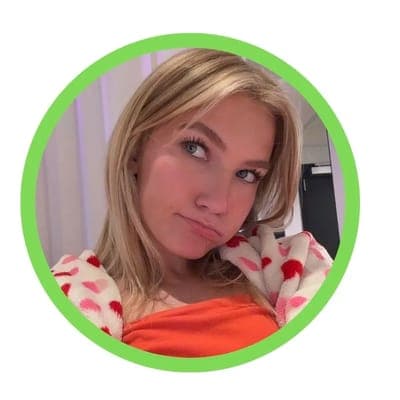 Emma Brooks TEEN w blue eyes ONLINE