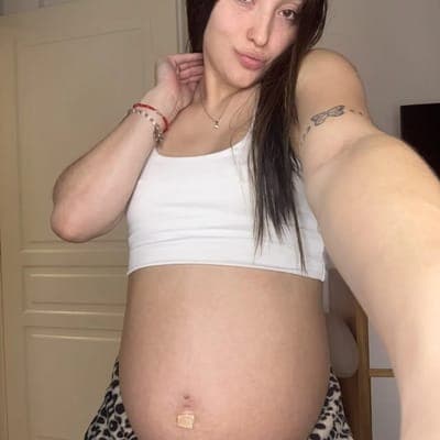 Preggo Barley Legal Avril1.7 miles away from you